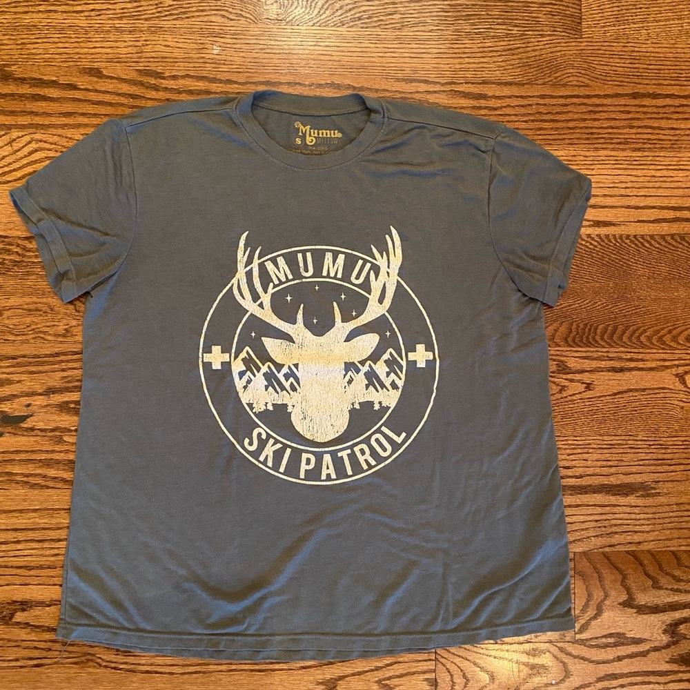Show me your mumu Ski Patrol tee. Small. Grayish greenish color.